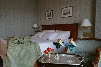 Cristina Park 4*